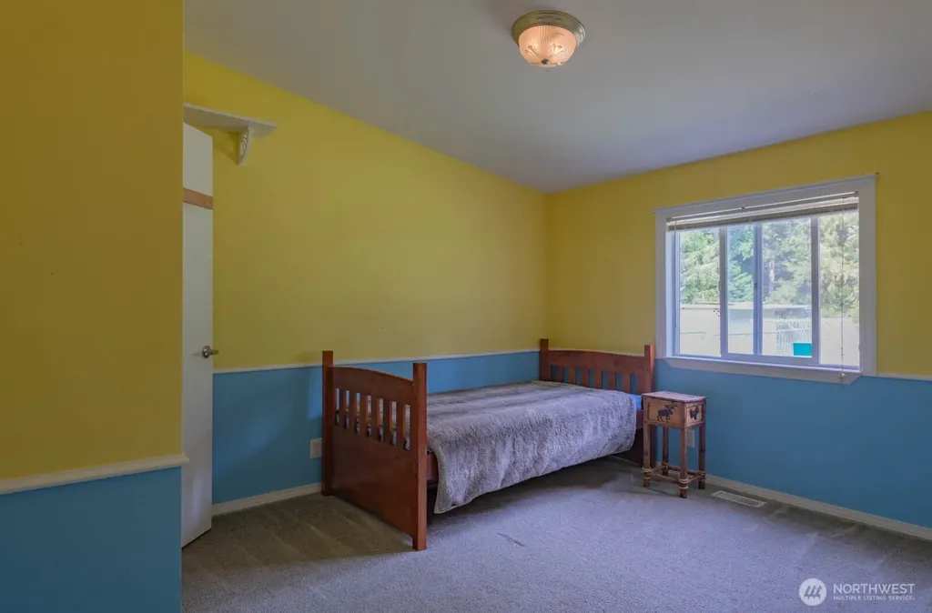 239 Robinson Road Port Angeles WA 98362