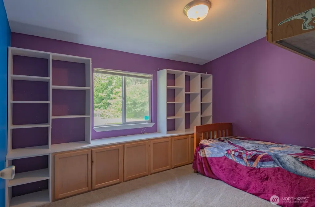 239 Robinson Road Port Angeles WA 98362