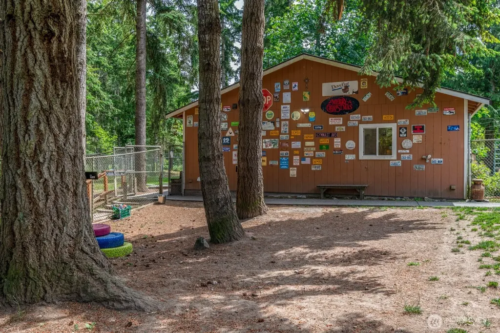 239 Robinson Road Port Angeles WA 98362