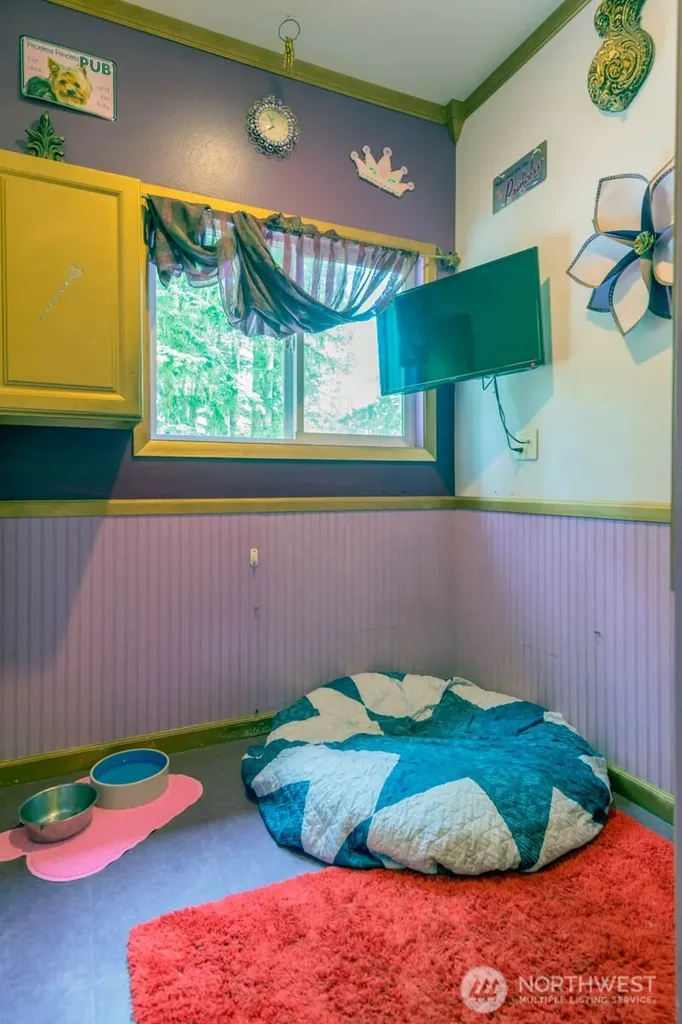 239 Robinson Road Port Angeles WA 98362