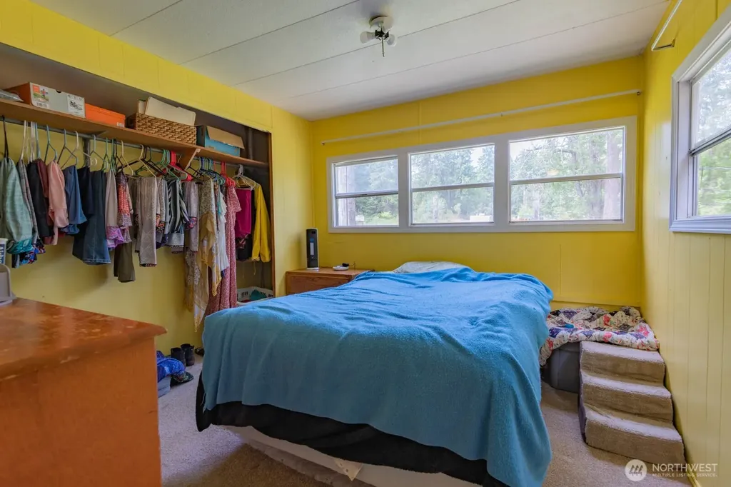 239 Robinson Road Port Angeles WA 98362
