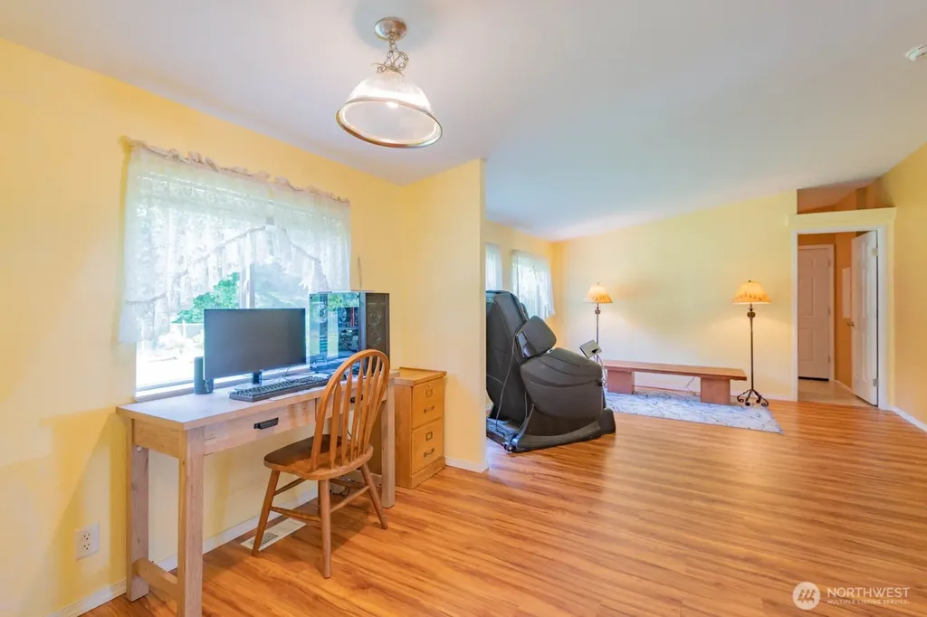 239 Robinson Road Port Angeles WA 98362