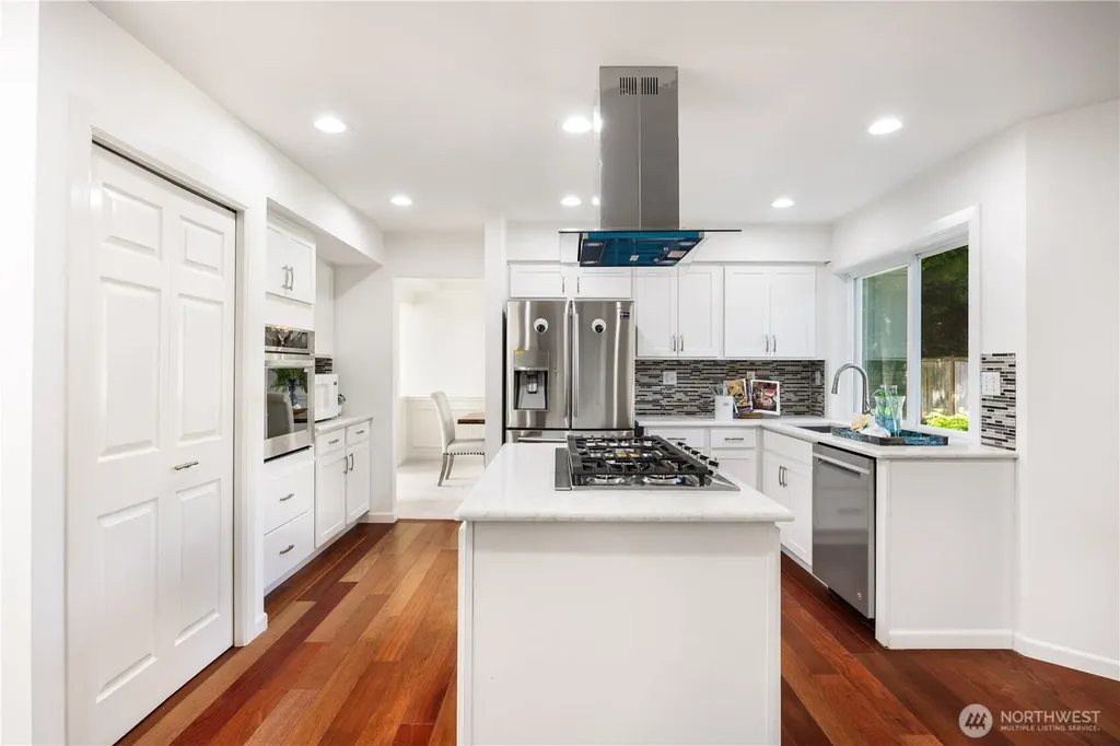 2636 232nd Place SE Sammamish WA 98075