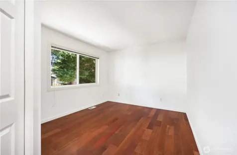 2636 232nd Place SE Sammamish WA 98075