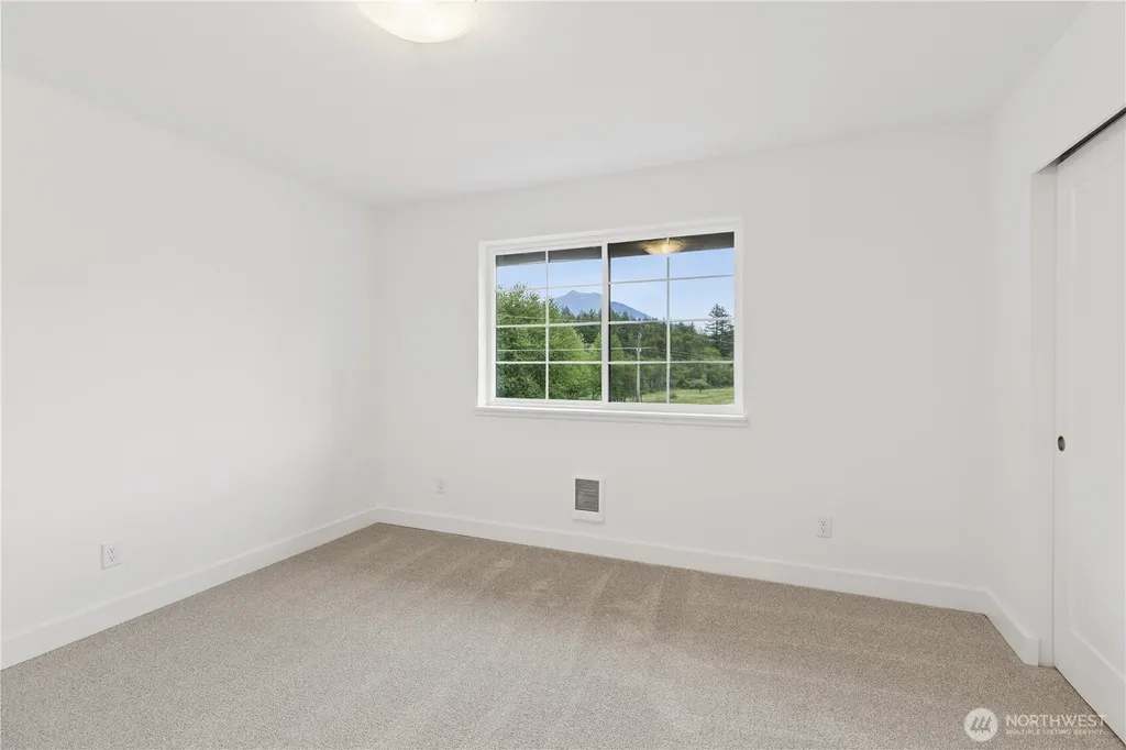 1188 Waterfall Way SE North Bend WA 98045