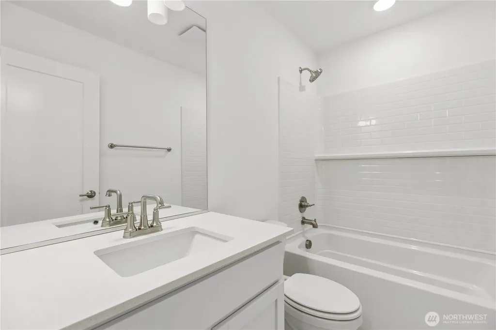 1188 Waterfall Way SE North Bend WA 98045
