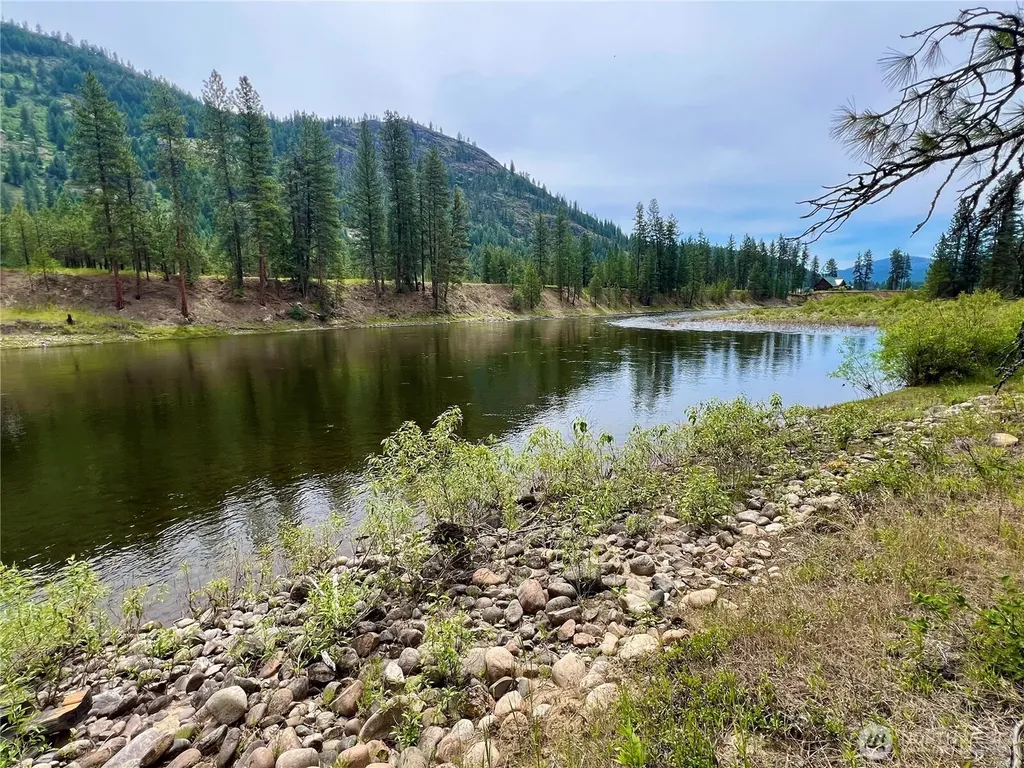 0 Siochanta Kettle Falls WA 99141