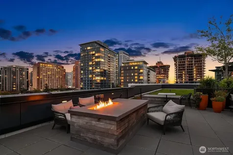 1085 103rd Avenue NE Bellevue WA 98004