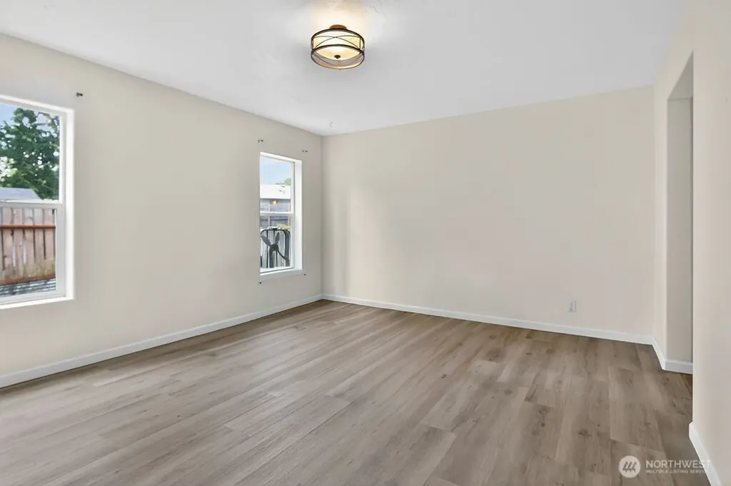 30 Sandstone Place Port Angeles WA 98362