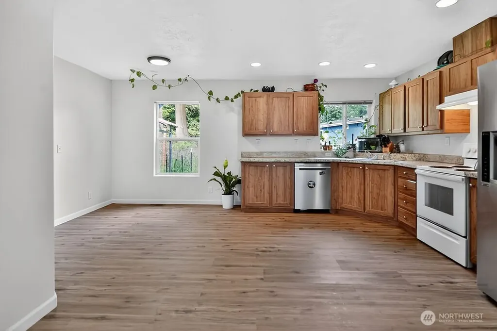 30 Sandstone Place Port Angeles WA 98362