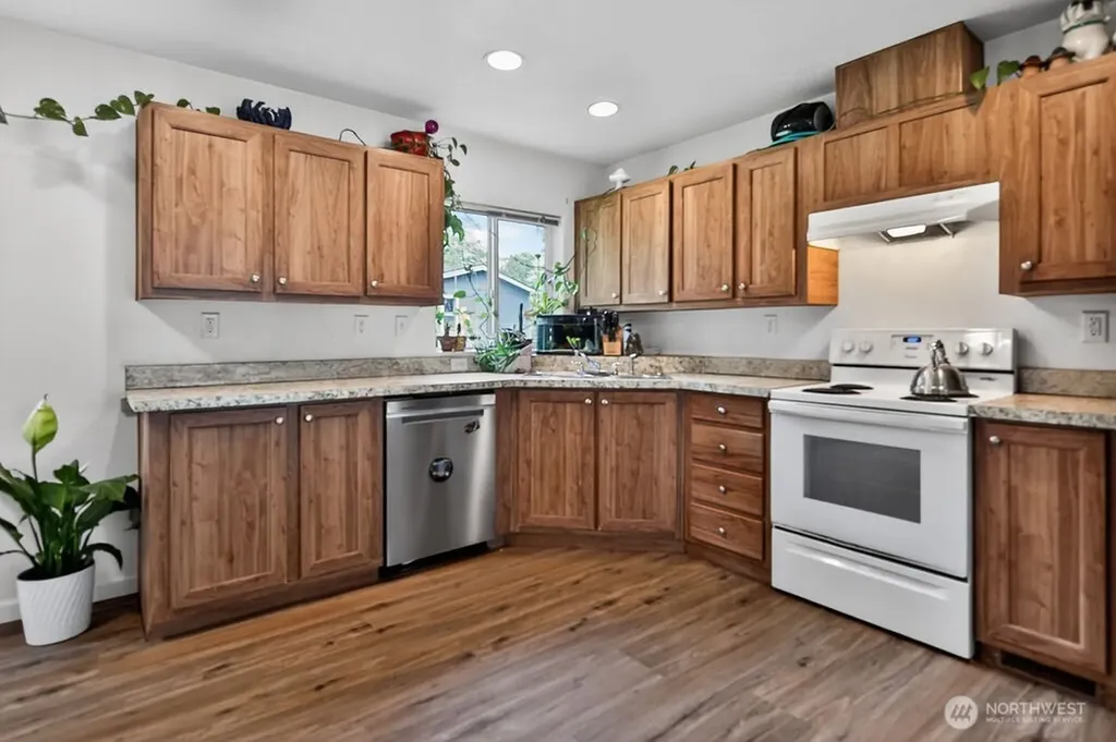 30 Sandstone Place Port Angeles WA 98362