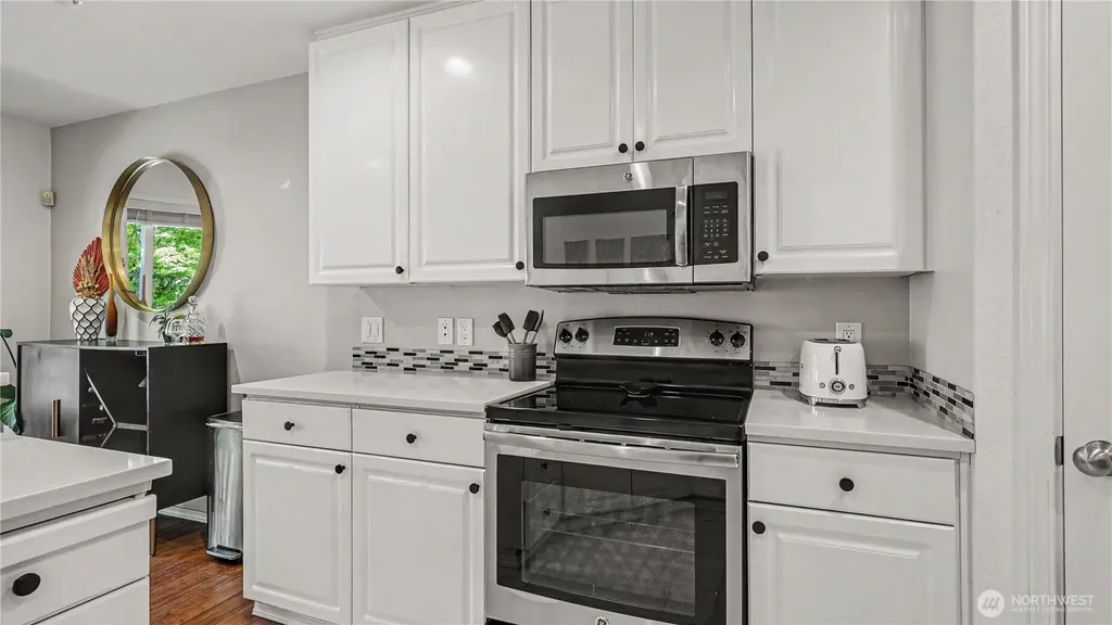 511 Elma Place NE Renton WA 98059