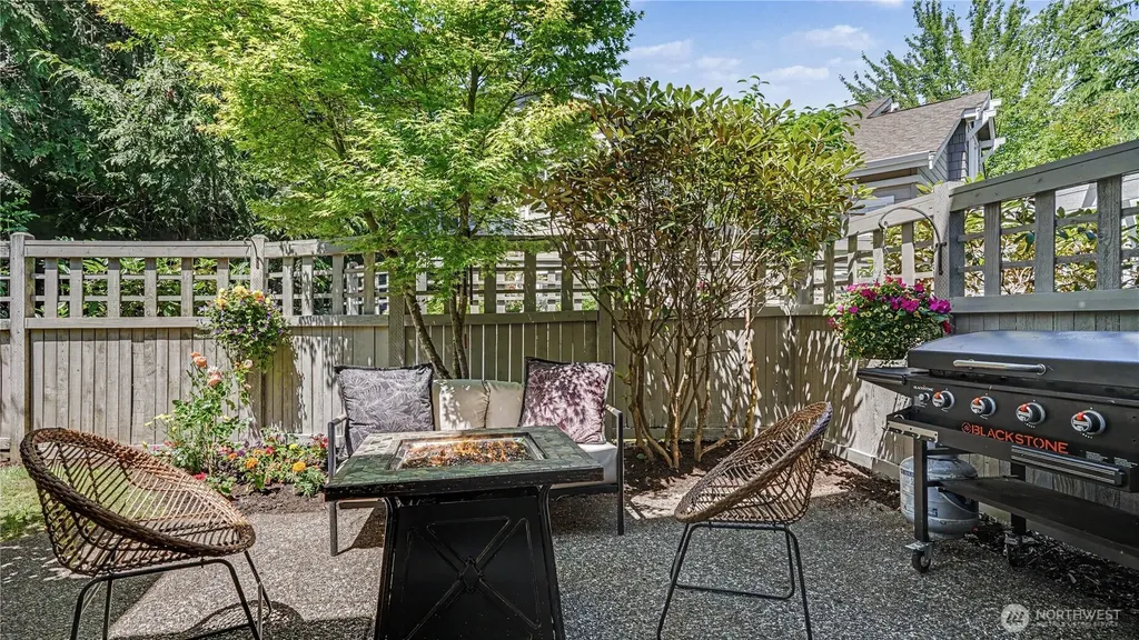 511 Elma Place NE Renton WA 98059