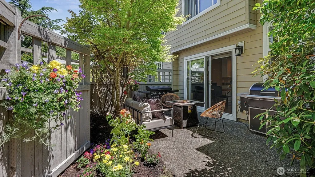 511 Elma Place NE Renton WA 98059