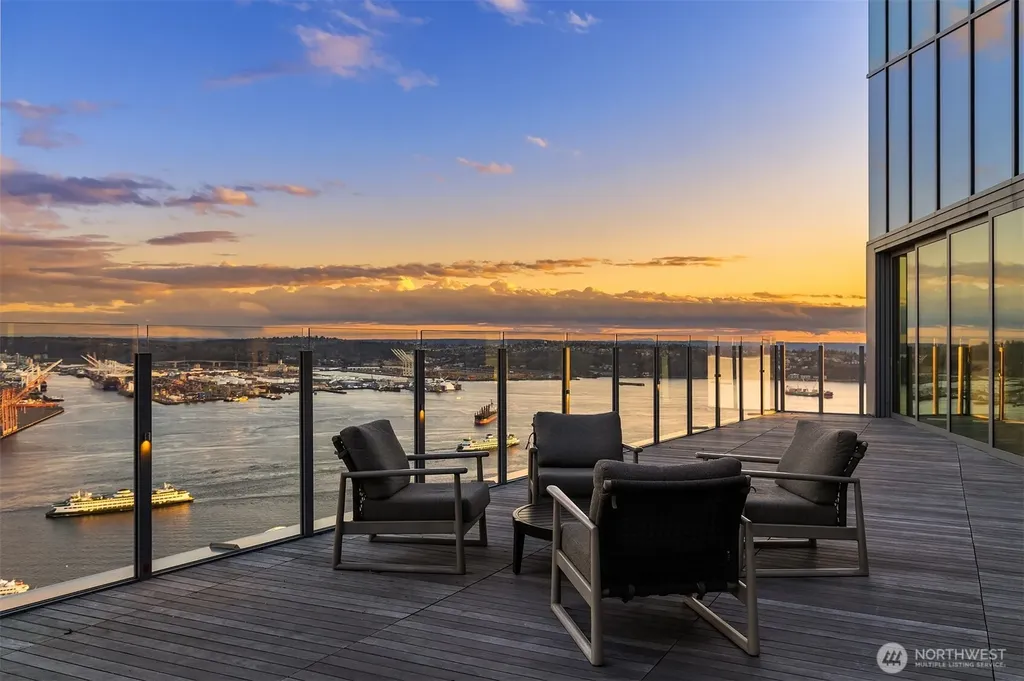 121 Stewart Street Seattle WA 98101