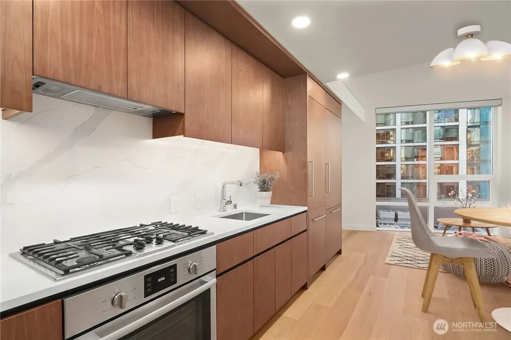 121 Stewart Street Seattle WA 98101