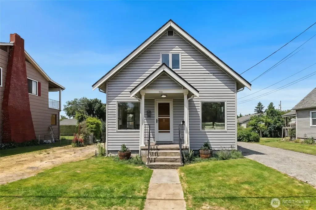 710 2nd Street SW Puyallup WA 98371