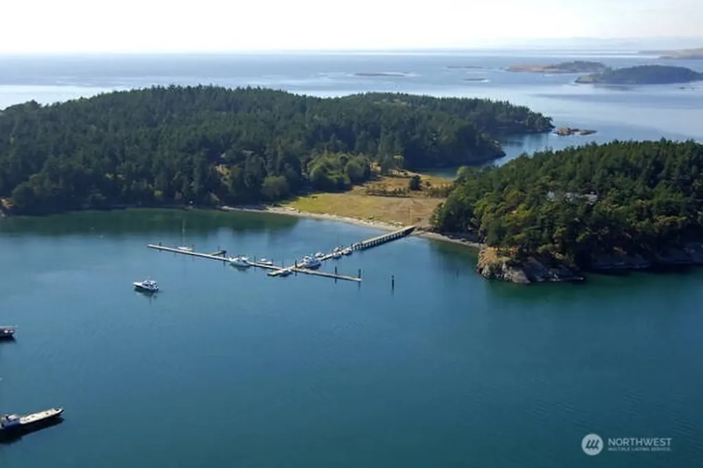 530 Barlow Bay Road Lopez Island WA 98261