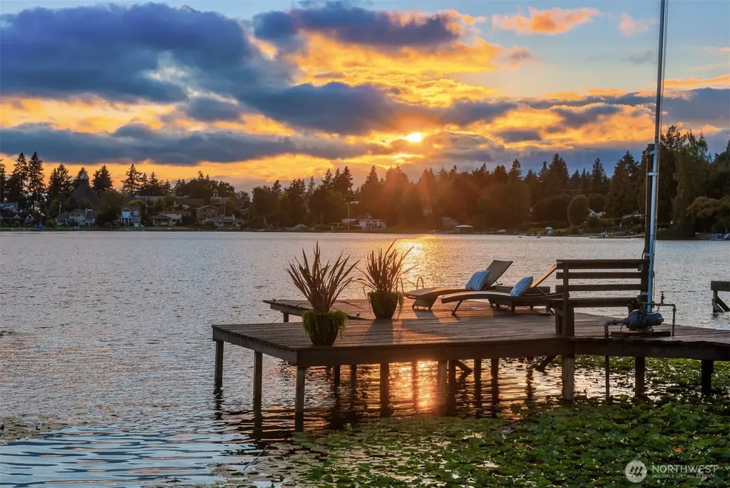 15413 11th Avenue SW Burien WA 98166