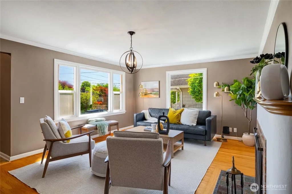 7751 Dibble Avenue NW Seattle WA 98117