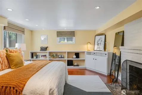 7751 Dibble Avenue NW Seattle WA 98117