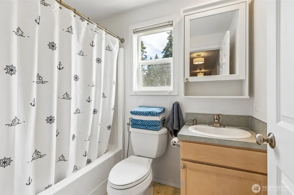 1315 Rogers Street NW Olympia WA 98502