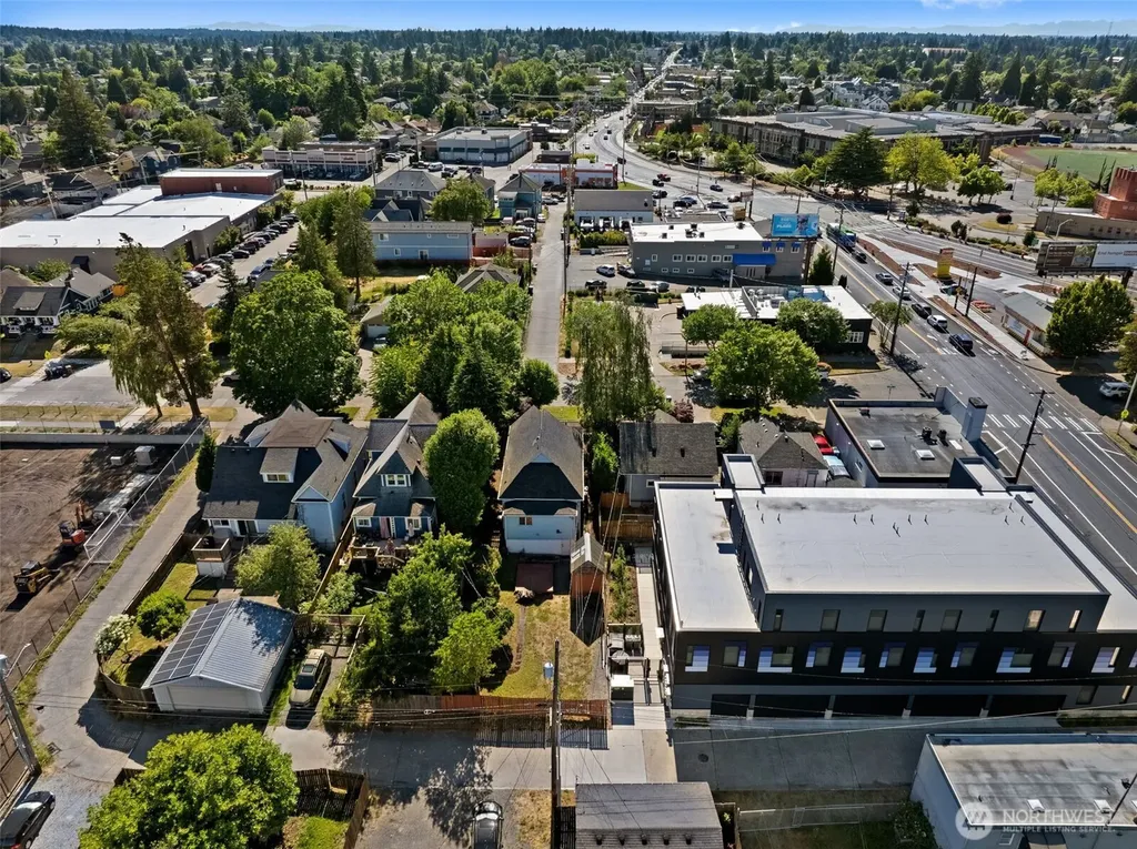 611 S Grant Avenue Tacoma WA 98405