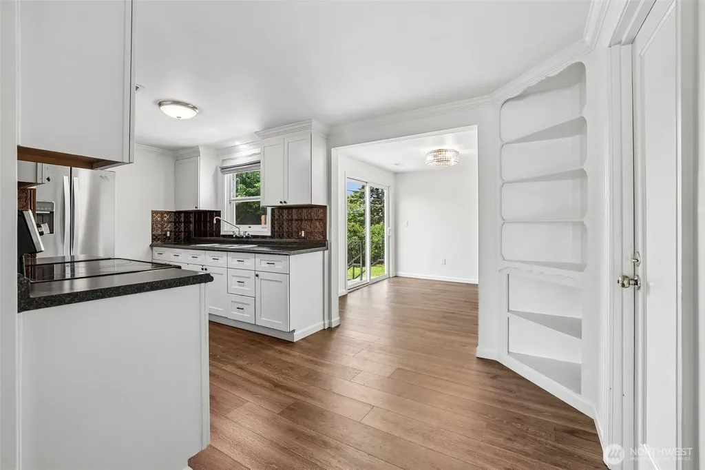 2404 S 121st Street Seattle WA 98168