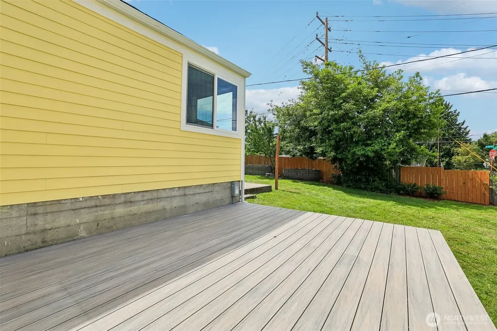 2404 S 121st Street Seattle WA 98168