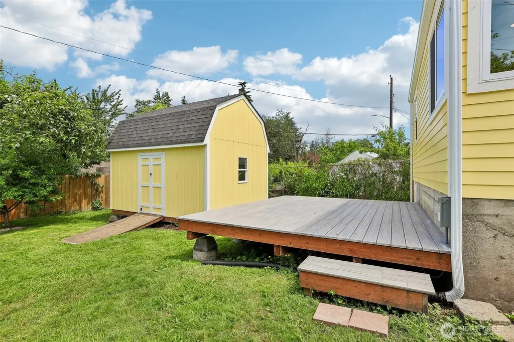 2404 S 121st Street Seattle WA 98168