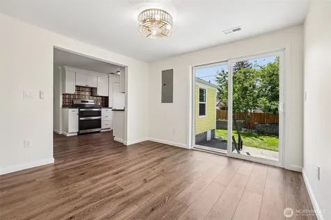 2404 S 121st Street Seattle WA 98168