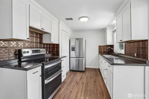 2404 S 121st Street Seattle WA 98168