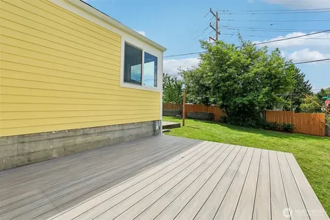 2404 S 121st Street Seattle WA 98168