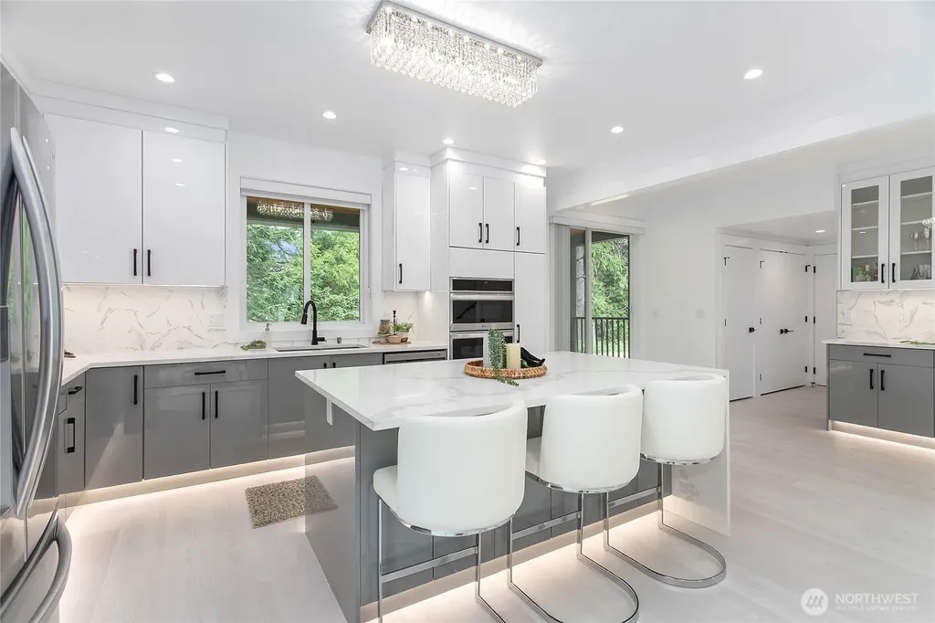 2529 Bora Bora Court Blaine WA 98230