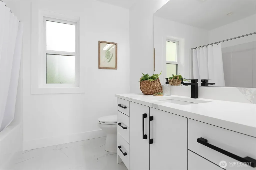 2529 Bora Bora Court Blaine WA 98230