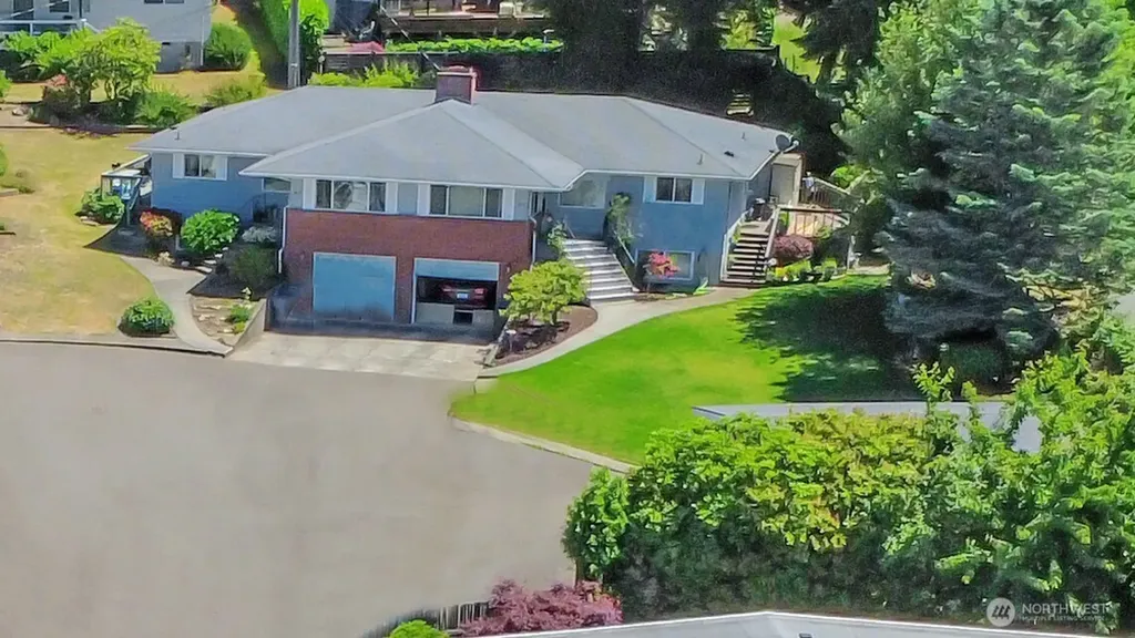 1917 Willow Lane W University Place WA 98466