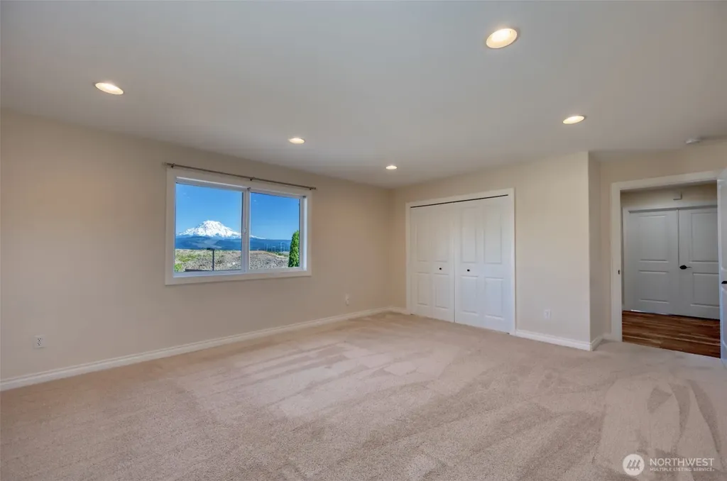 13608 175th Street Ct E Puyallup WA 98374