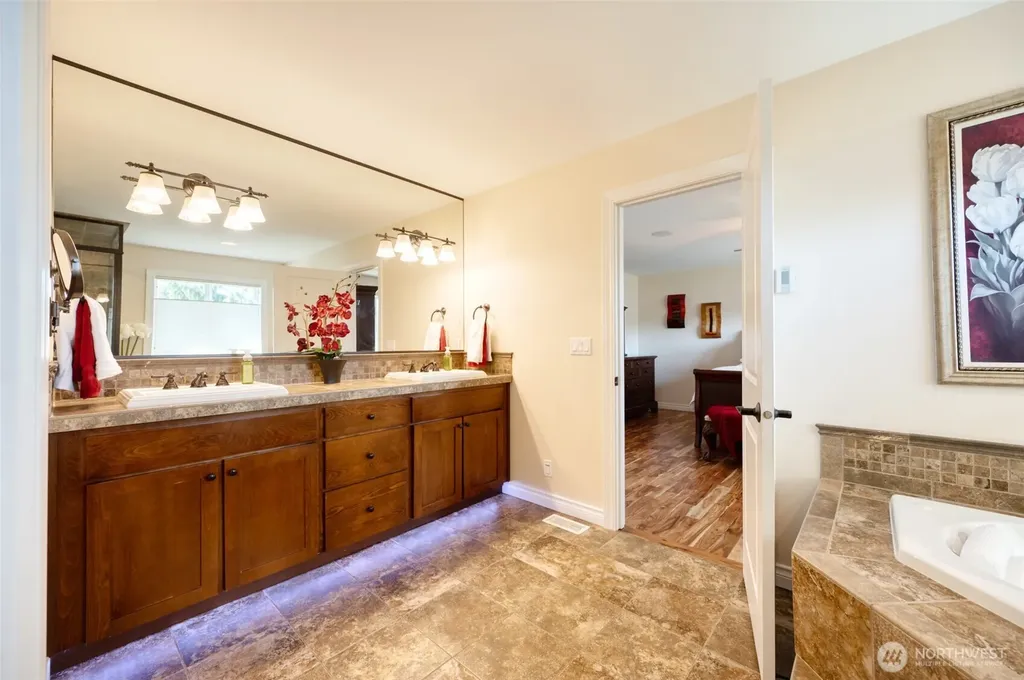 13608 175th Street Ct E Puyallup WA 98374