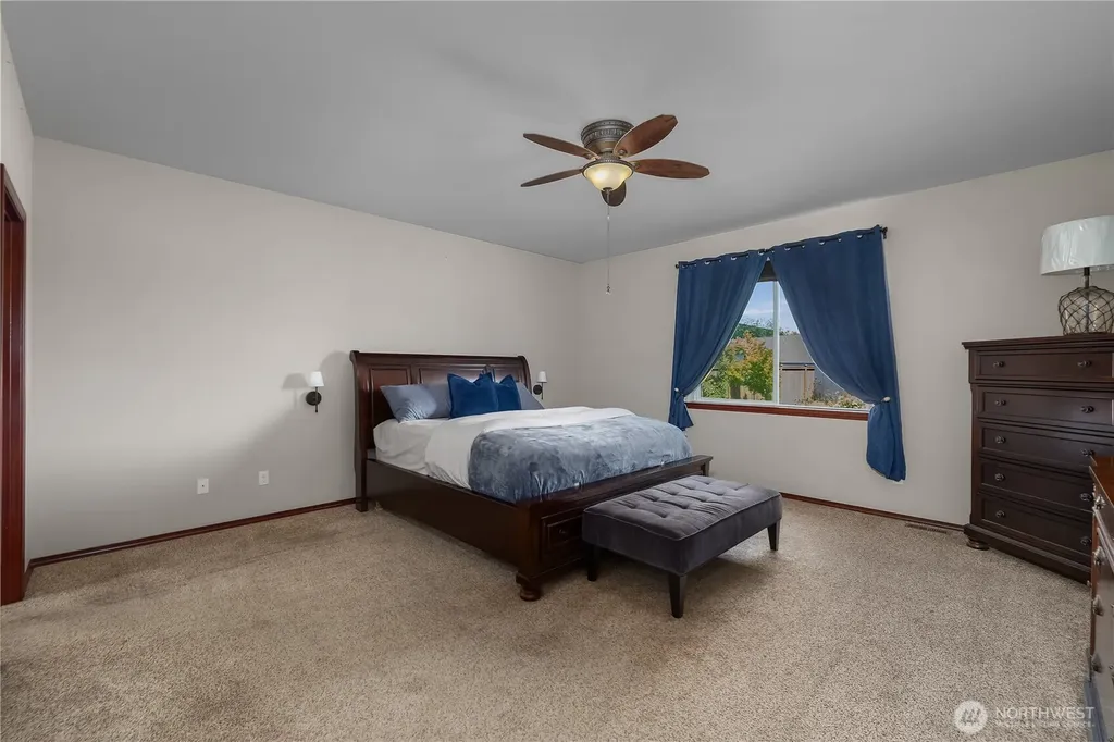 76 Mcdonald Creek Lane Elma WA 98541