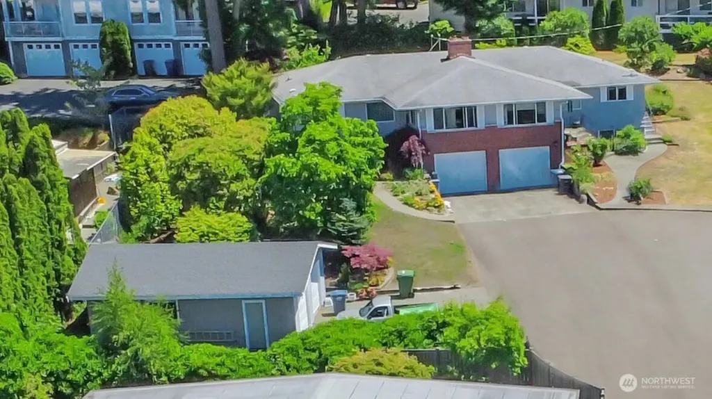 1911 Willow Lane W University Place WA 98466
