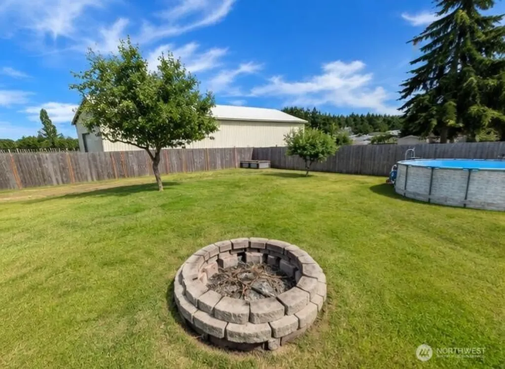 17930 Iris Place SW Rochester WA 98579