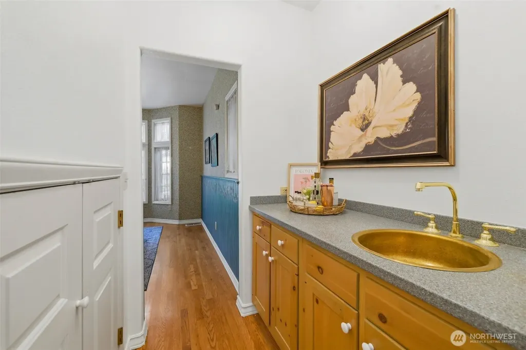 306 Keach Loop Steilacoom WA 98388