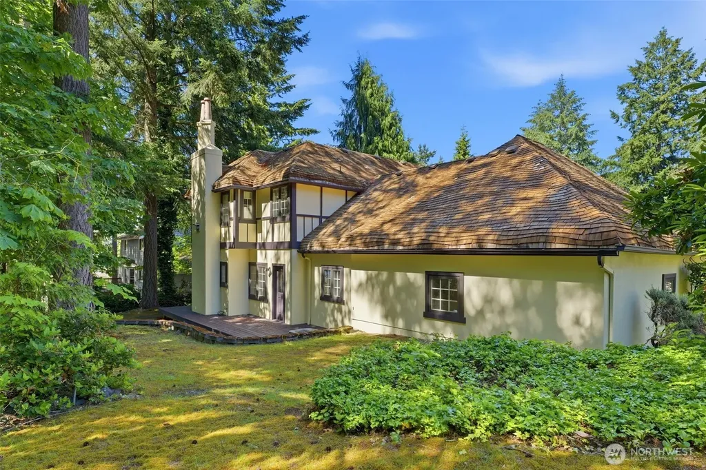 306 Keach Loop Steilacoom WA 98388