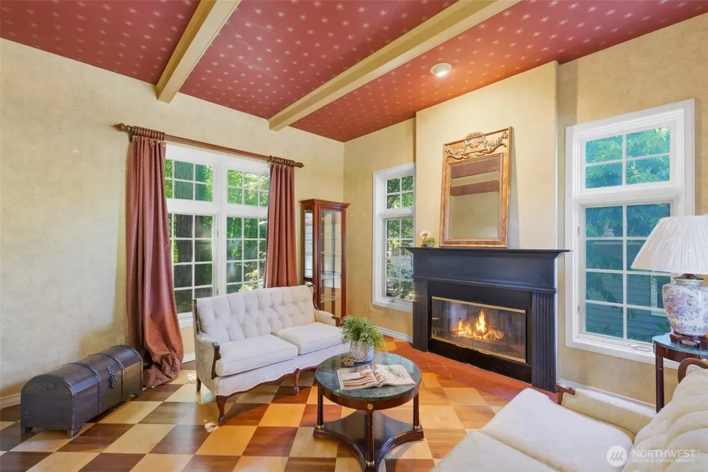 306 Keach Loop Steilacoom WA 98388