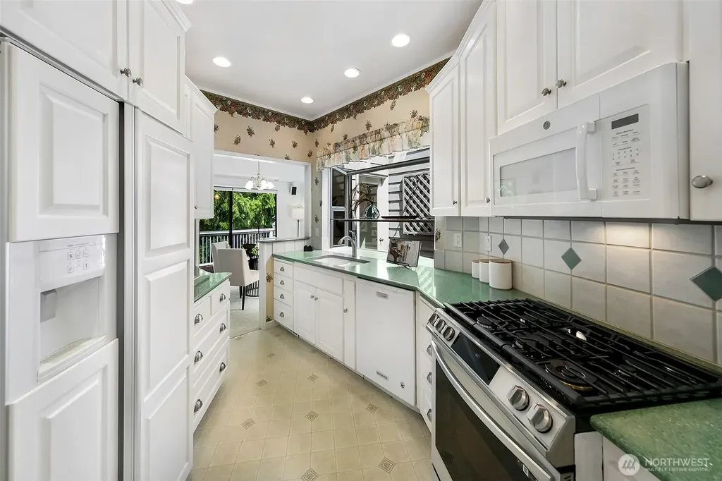 15000 Village Green Drive Bothell WA 98012