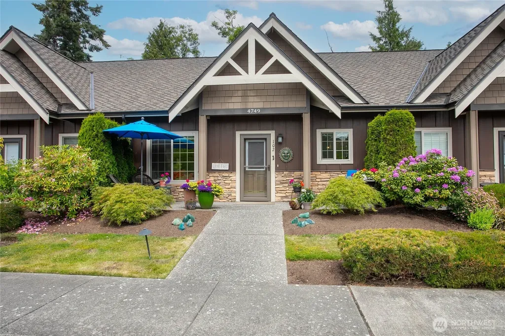 4749 Tidal Way Blaine WA 98230