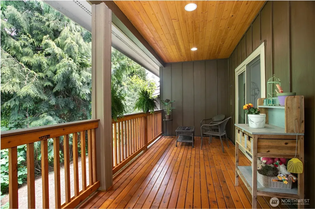 4749 Tidal Way Blaine WA 98230