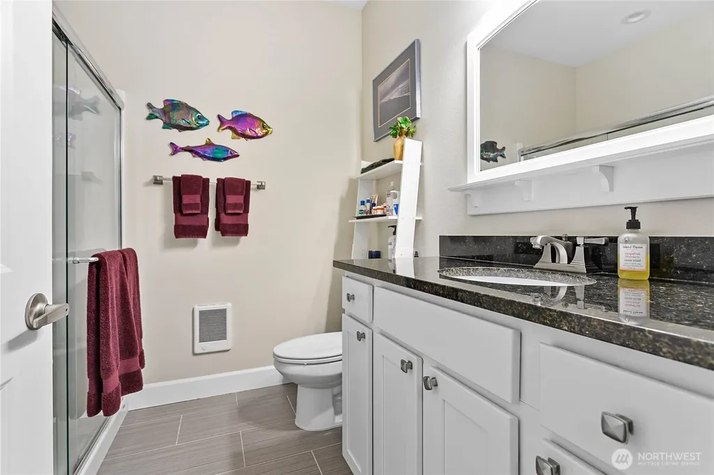 4749 Tidal Way Blaine WA 98230