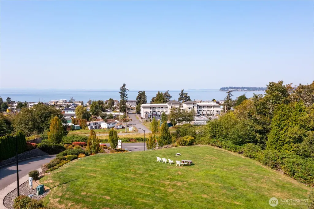 4749 Tidal Way Blaine WA 98230