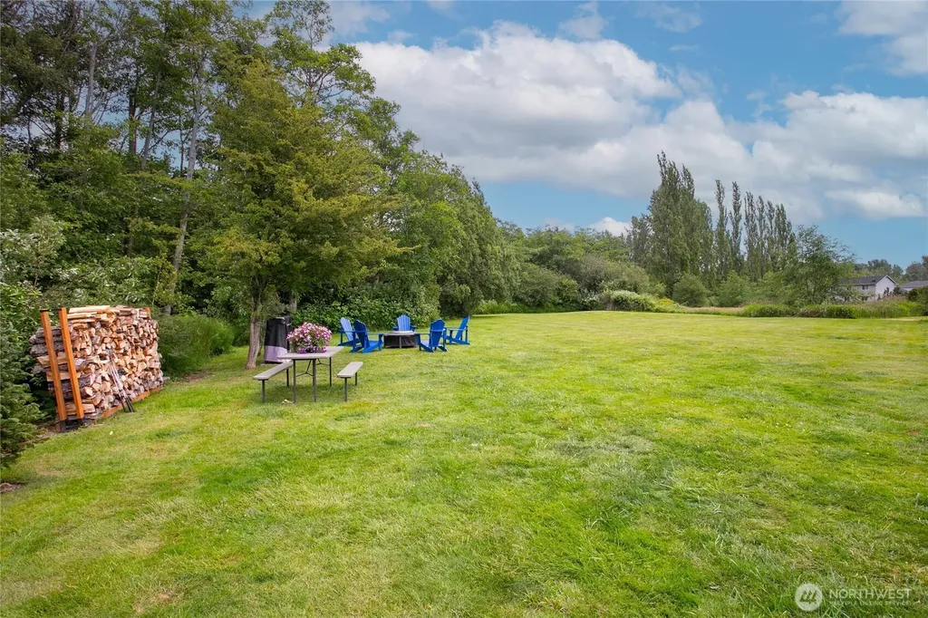 4749 Tidal Way Blaine WA 98230